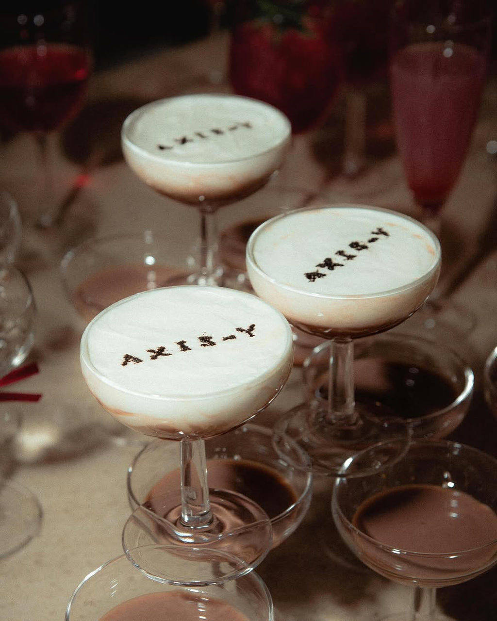 Axis-Y Dark Spot Correcting Glow Serum : From Dark Spots to Radiance